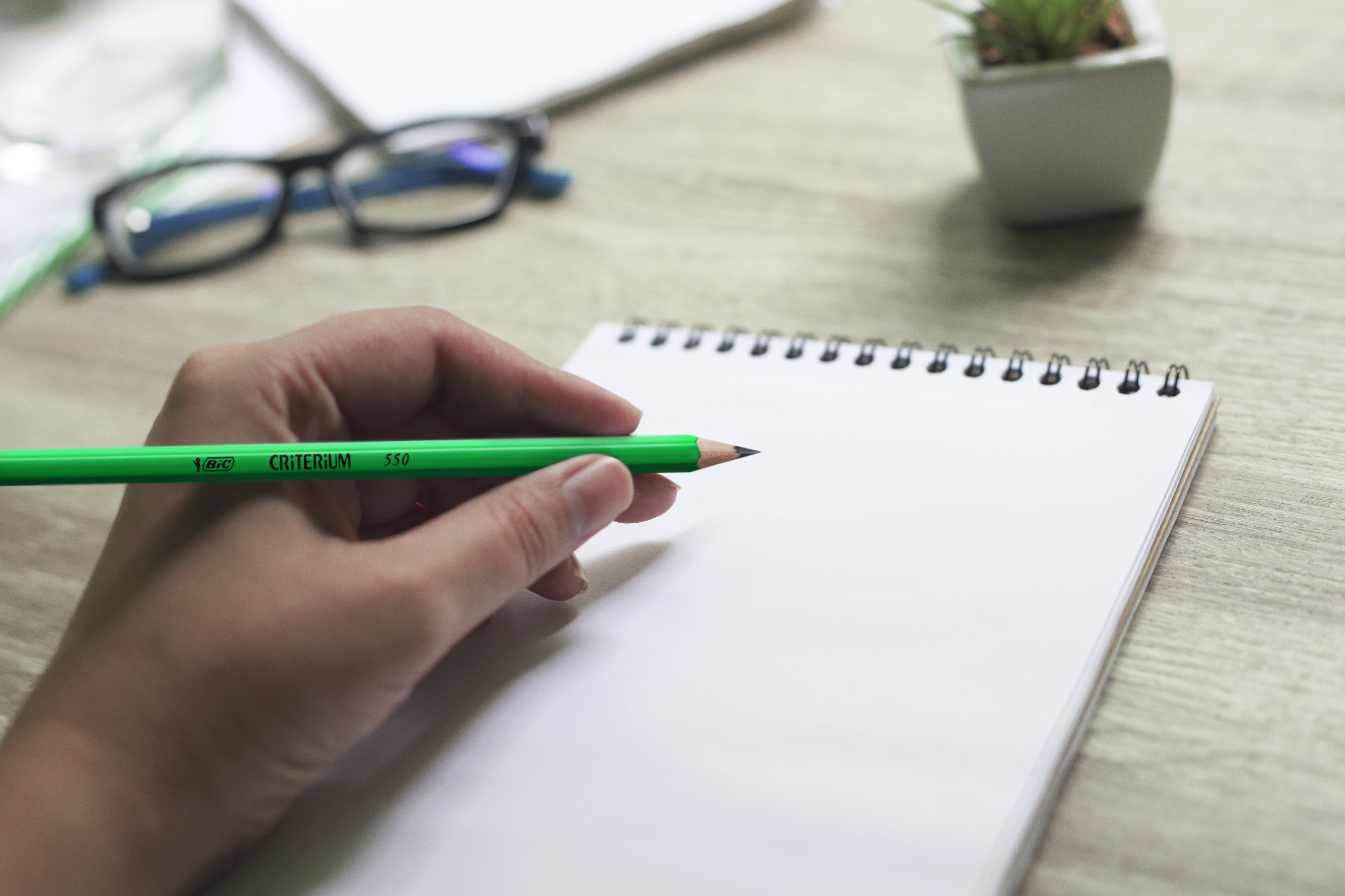 BIC Critérium 550 Crayons à Papier - 2B/B/HB/H/2H, Blister de 5